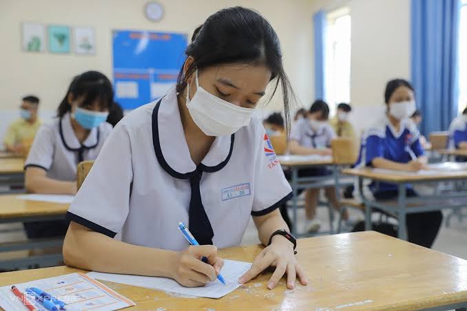 Đề thi trắc nghiệm lớp 10